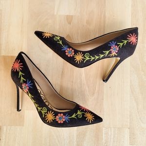 Sam Edelman Hazel Pointy Toe Pump In Black Floral Multi Embroidery Size 7.5